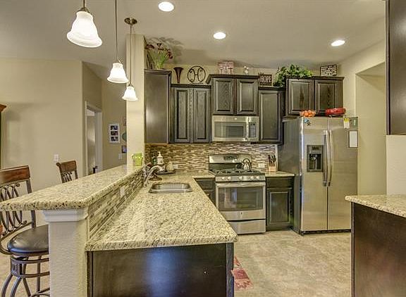 5th image of 405 Alsatian Ln