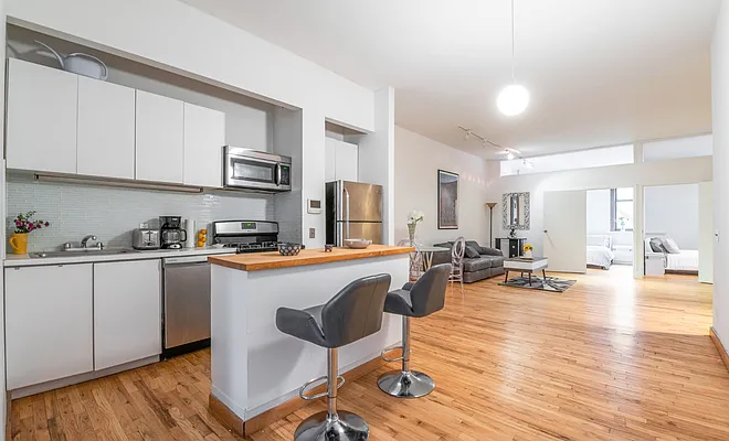 Rented by Highline Residential | media 51