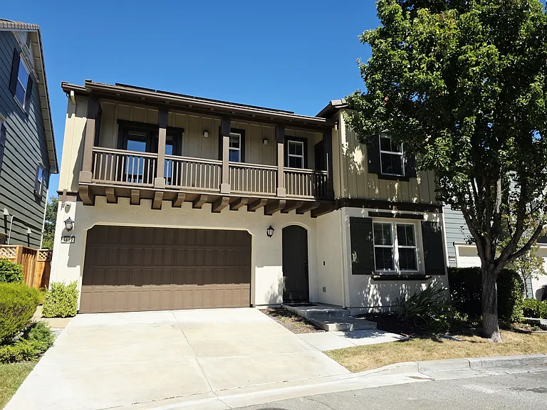 4887 Thorndike Ln — Photo 3