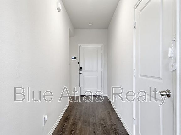 3rd image of 503 Cistern Way
