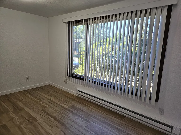 5008 Graham Way #D — Photo 6