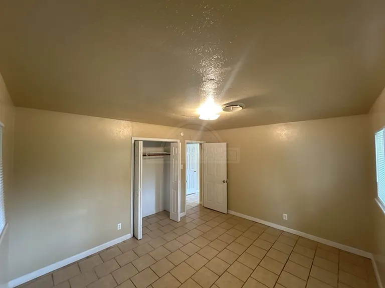 1814 Crestridge Dr — Photo 19
