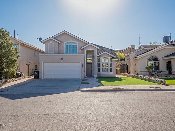 2nd image of 527 Longleaf Pl