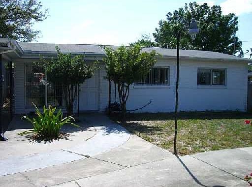 1st image of 10603 N 15th St