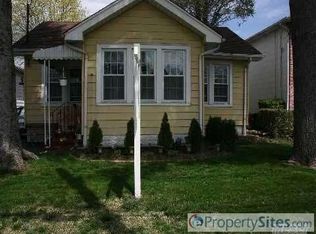 555 Wadleigh Ave, West Hempstead, NY 11552