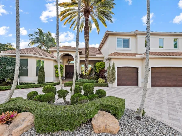 2567 Montclaire Cir, Weston, FL 33327