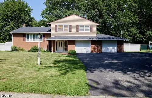 114 Marmora Rd Photo 1