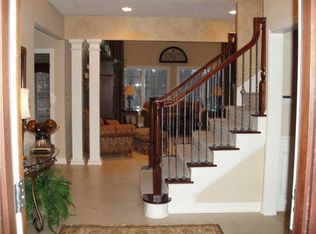 4145 Whitetail Woods Dr, Bargersville, IN 46106