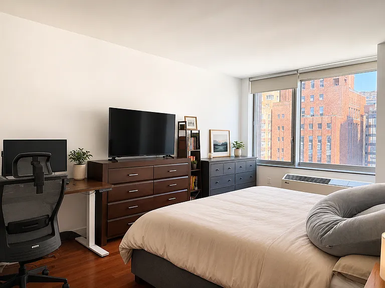 30 West St #22D — Photo 8