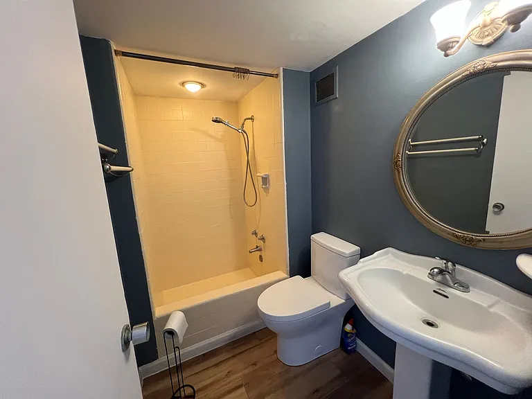 1400 Pensacola St #706 — Photo 18
