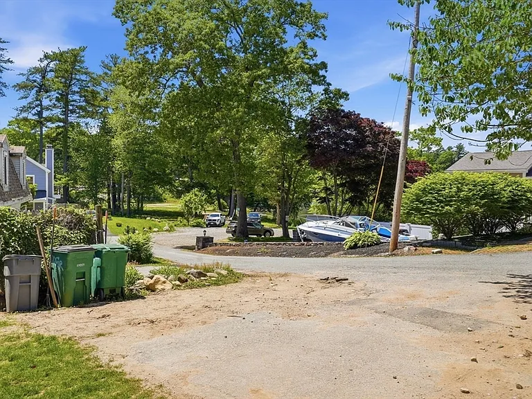 10 Fir Rd — Photo 34