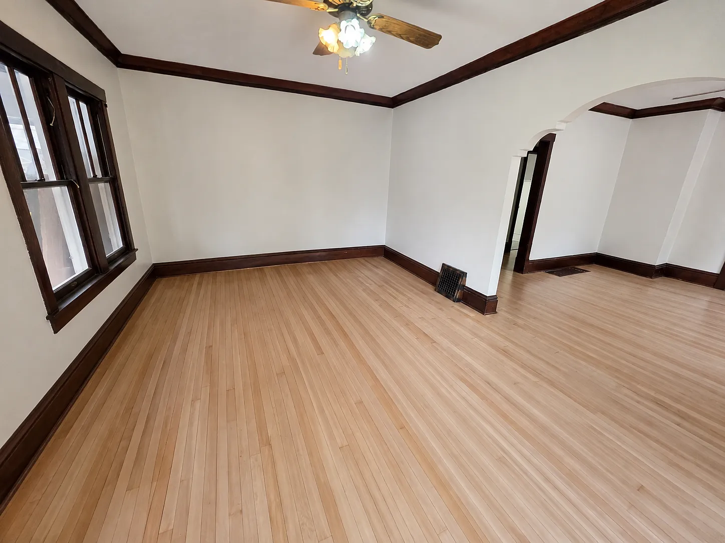 2 bed, 1.0 bath, 1028 sqft, $1,450 — Photo 3