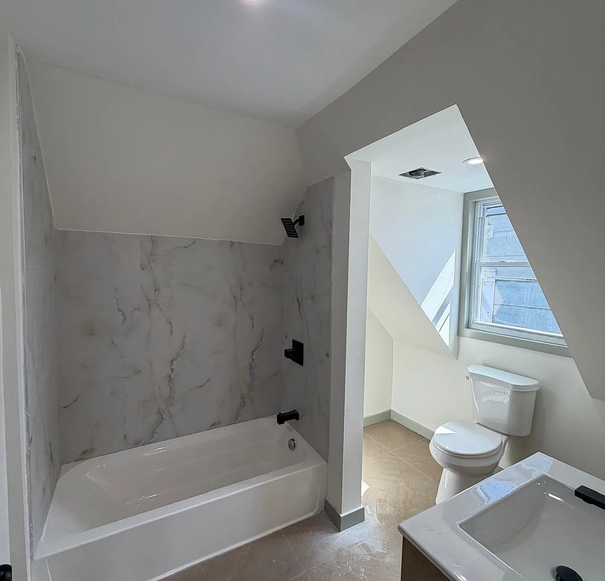 2 bed, $1,650 — Photo 1