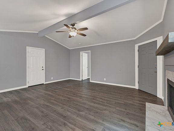 5th image of 3915 Chimney Springs Dr