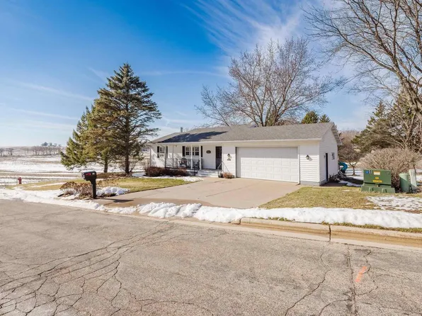 712 West Fountain Street, Dodgeville, WI 53533