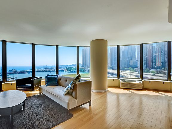 2nd image of 505 N Lake Shore Dr APT 715