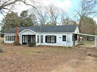 1135 N 3rd St, Jena, LA 71342