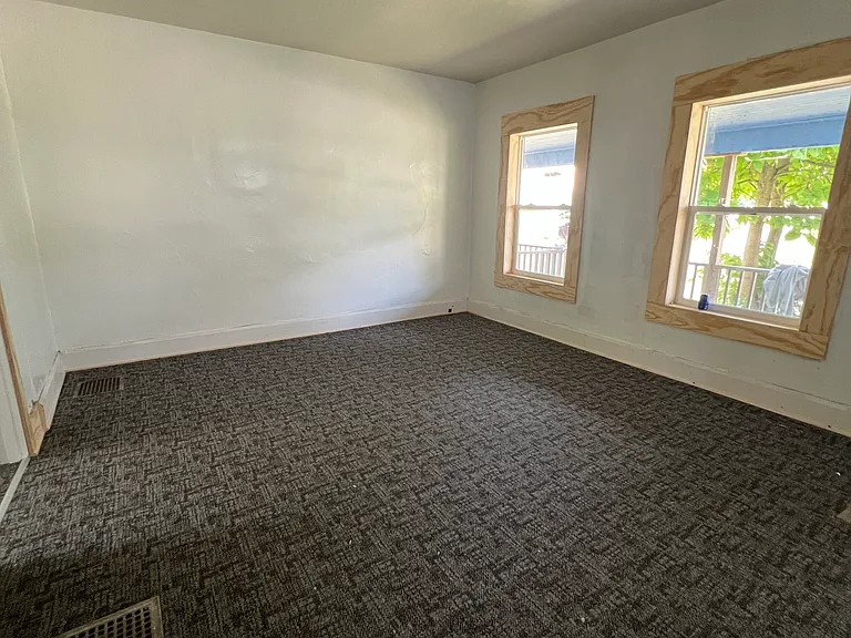 203 Buckingham Ave #203 — Photo 6