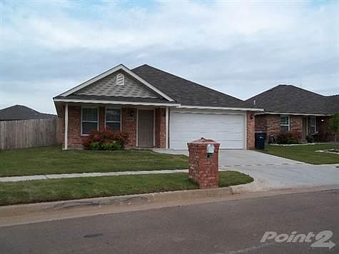 8201 Sunny Pointe Front View 2