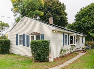 19 Blackstone Rd, Weymouth, MA 02191