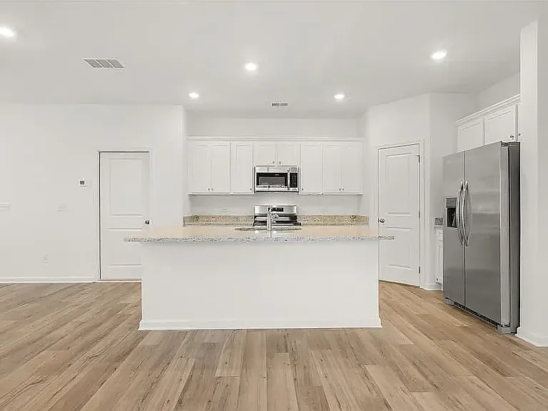 966 Evergreen Rd — Photo 9