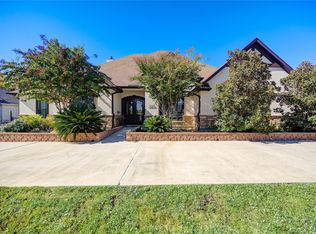 5319 Weston Dr, Weston Lakes, TX 77441