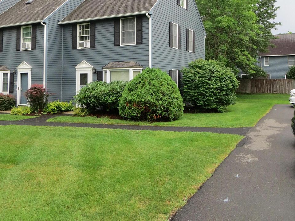 2nd image of 41 Baldwin Drive #41