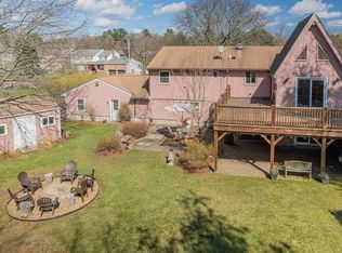 19 Lone Pine Ln, Peabody, MA 01960
