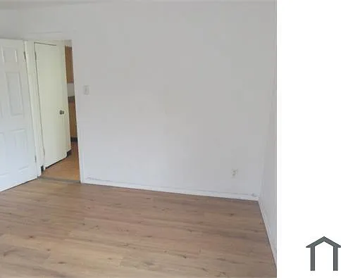 2241 Emerson Ave — Photo 6