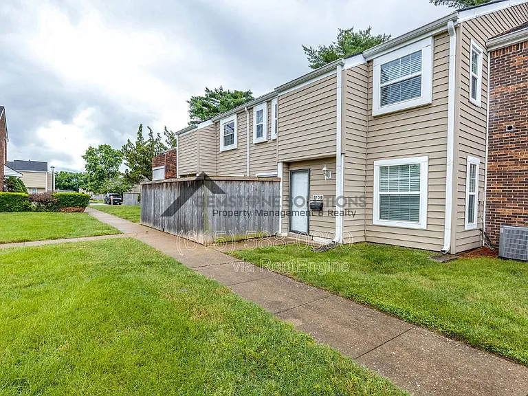 1705 Granville Rd — Photo 4