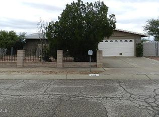 3715 W Raintree Dr, Tucson, AZ 85741