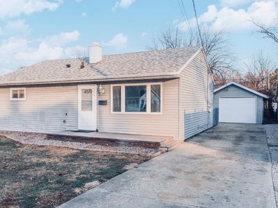 334 E Baker St, Bloomington, IL, 61701