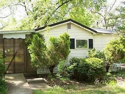 5th image of 3694 North Dr