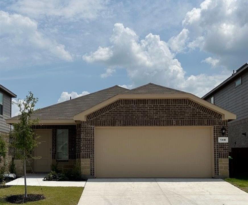 D.R. Horton's Brooke floorplan, elevation F. All Home and community information, including pricing, included features, terms, availability and amenities, are subject to change at any time without notice or obligation. All Drawings, pictures, photographs, video, square footages, floor plans, elevations, features, colors and sizes are approximate for illustration purposes only and will vary from the homes as built.