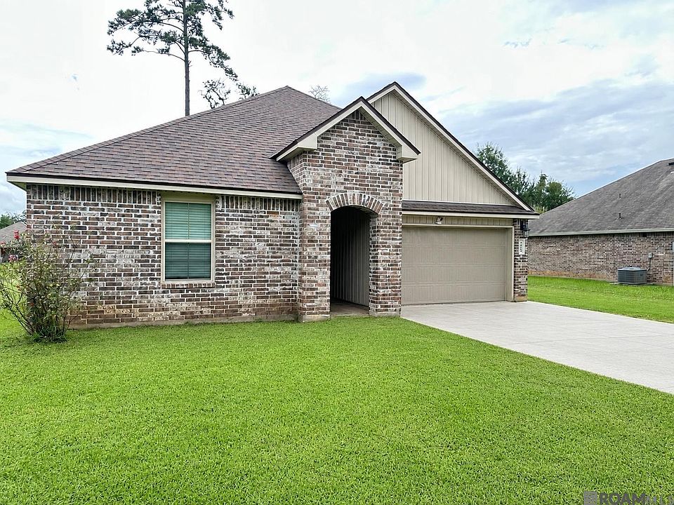 1st image of 44064 Parker Blvd