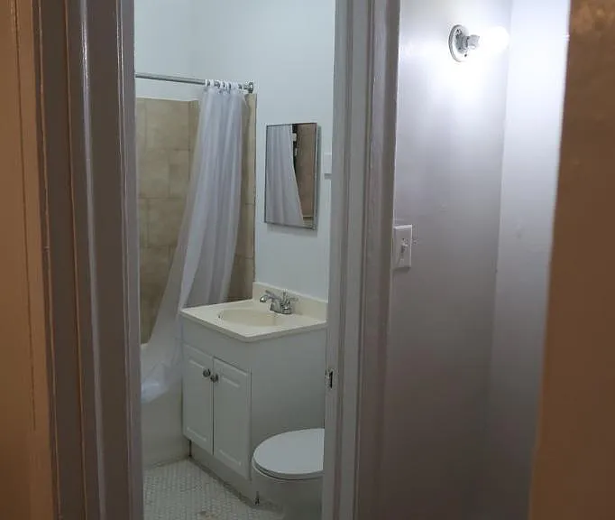 4236 N Broadway St #103 — Photo 7