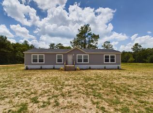 20 Key Dr, Jesup, GA 31545