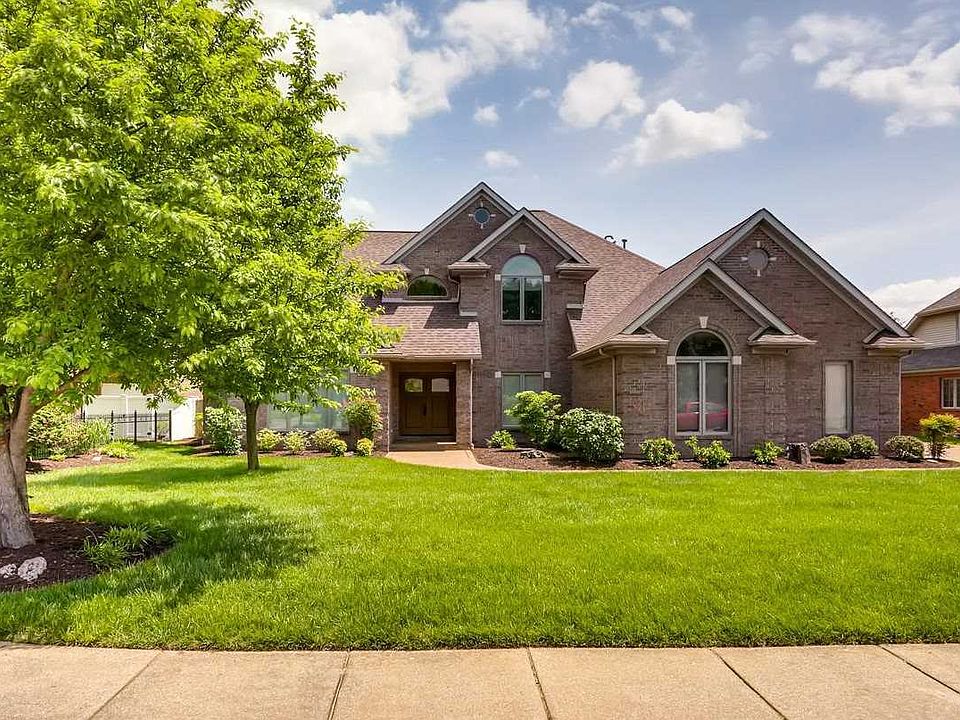 1st image of 408 Sandalwood Dr