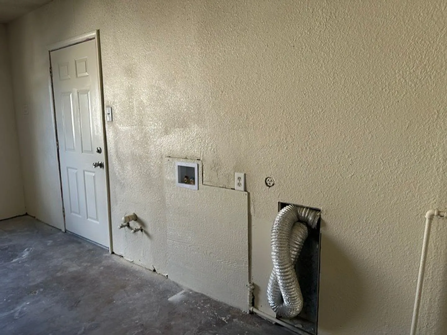 Beautiful 2 bed 1 bath in Rio Rancho — Photo 2
