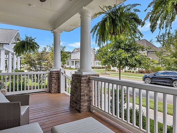 Porch with street view