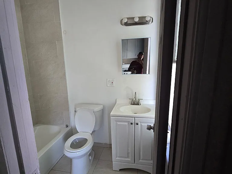 316 Grand St #2 — Photo 8