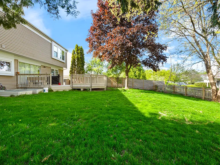 1305 S Paddock Dr — Photo 18