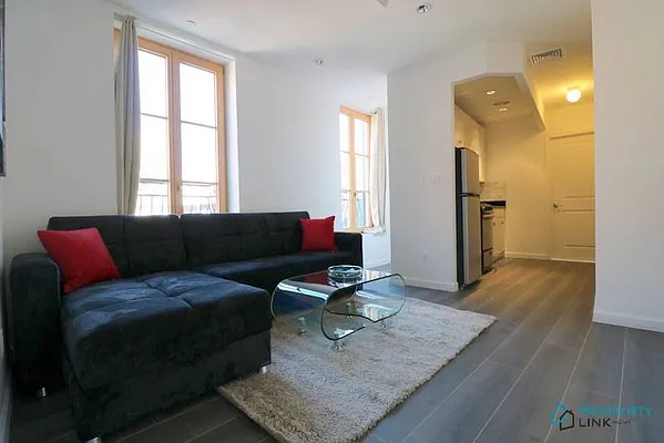 Rented by Property Link Mgmt, LLC | media 17