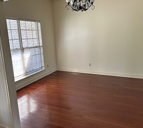 3rd image of 2022 Harrison Dr