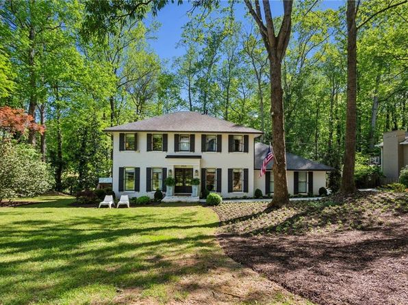 4505 Glengary Dr NE, Atlanta, GA 30342