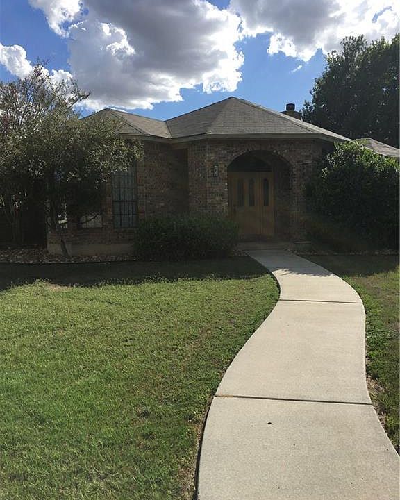 1st image of 127 Parkridge Cir