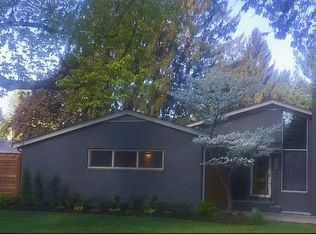 374 Bradley Rd, Bay Village, OH 44140