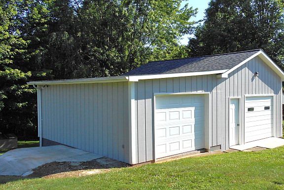 2nd image of 1177 Oak Grv #Ch