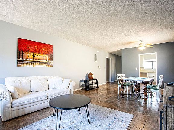 3rd image of 3724 Kelton Ave APT 4