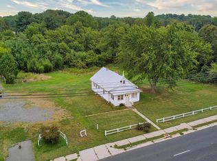 3155 W Ox Rd, Herndon, VA 20171